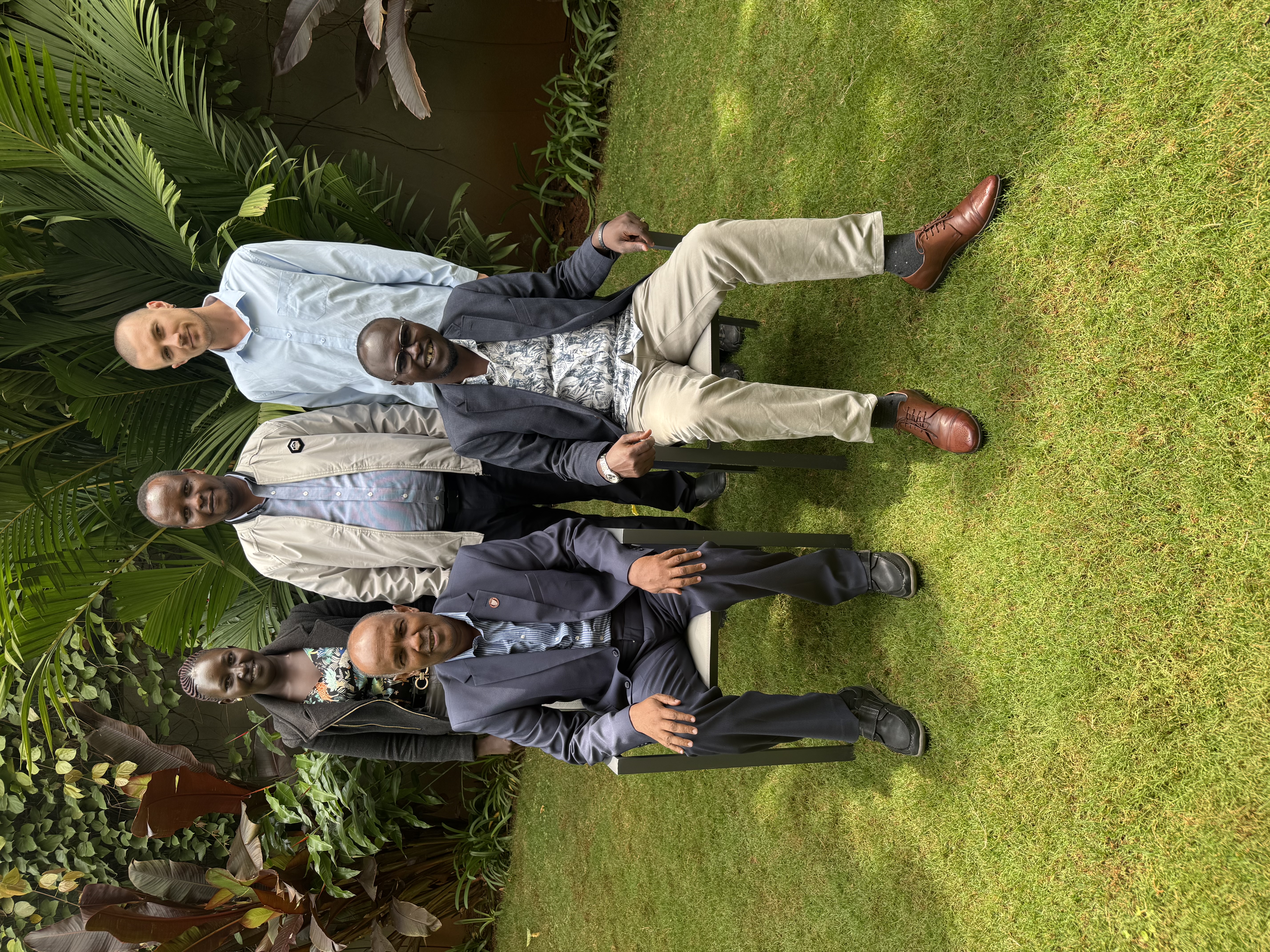 Earthbanc.io - Kenya team collaboration